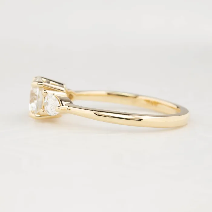 Rings Envero Jewelry Olivia Ring Round Brilliant Cut Diamond