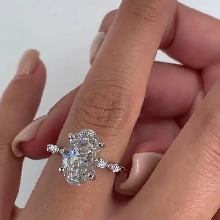 Shineofidamond Rings 40 Carat Oval Cut Silver Solitaire Ring