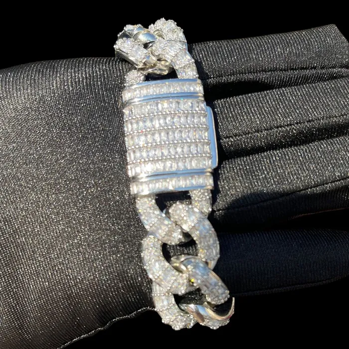 BAGUETTE Bracelets 19MM Fully Baguette Cuban Link Iced Out Diamond Bracelet