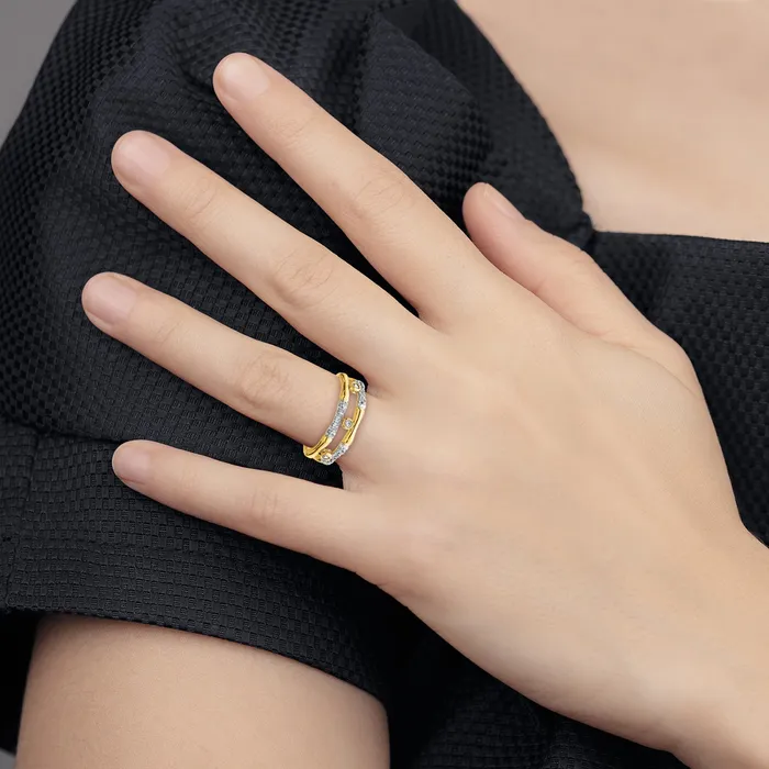Goldia Rings 14k Yellow Gold Lab Grown Diamond VSSI FGH Bezel Cluster Split Band Ring Ring