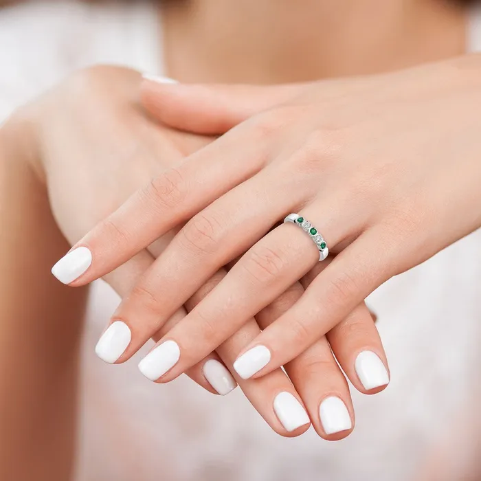 Goldia Rings Solid 14k White Gold Simulated CZ wSimulated Emerald Band