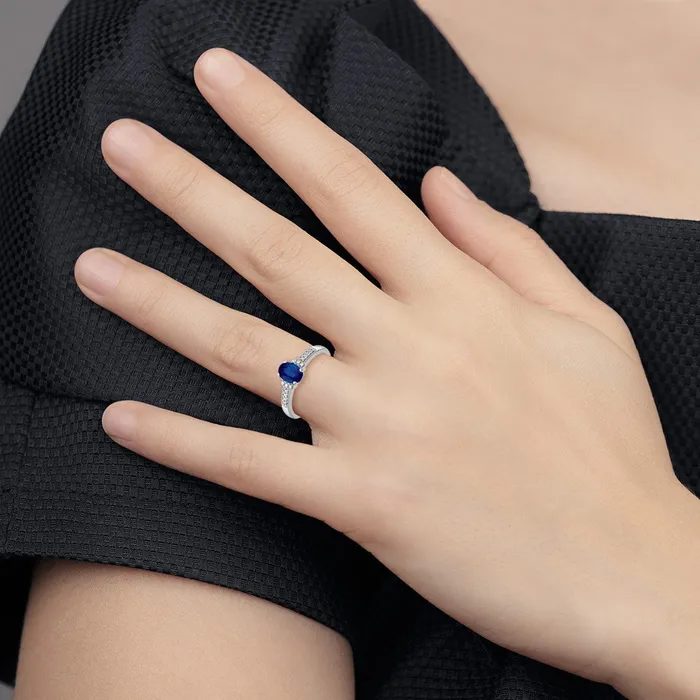 Rings Goldiacom 14k White Gold Real Diamond and Oval Sapphire Ring